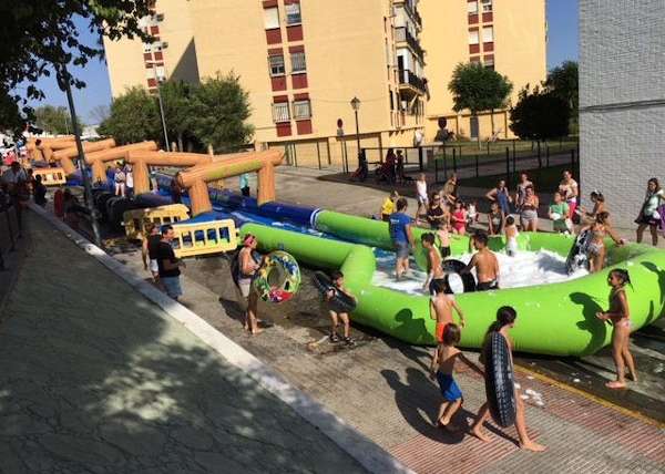 hinchable deslizadera río bravo